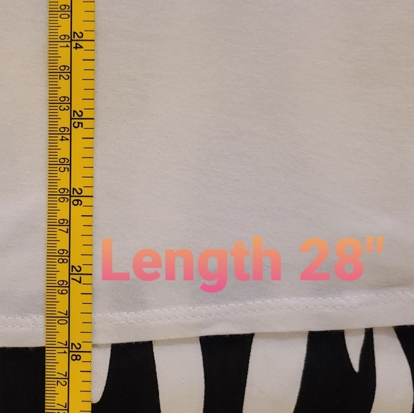 🦇2/$15-White, flowy, tank top - Picture 9 of 12